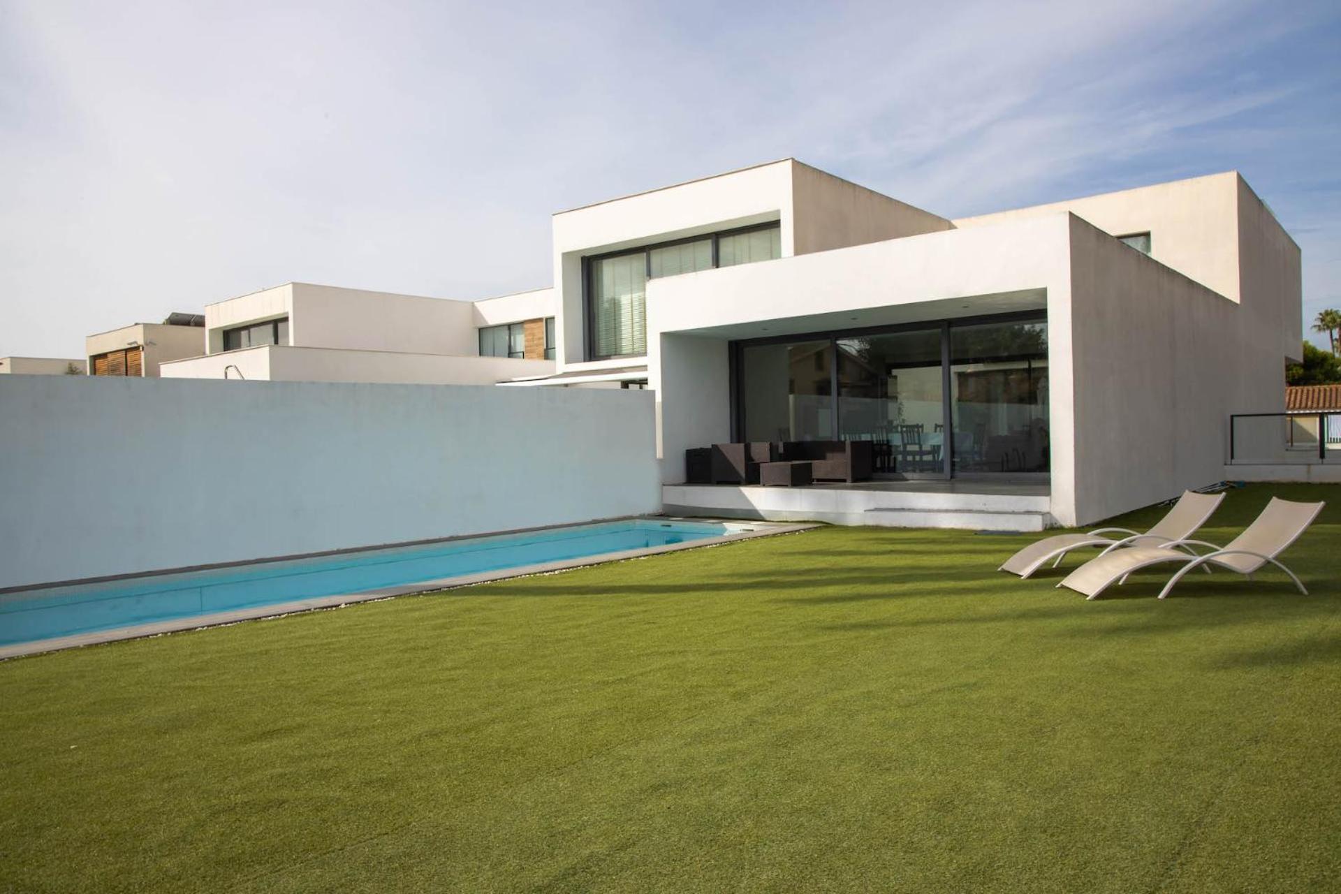 Modern Villa With Private Pool/ 400M To The Beach Грао-де-Кастельон Екстер'єр фото